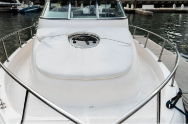 Private Boat Dinner Dubai - onboard view